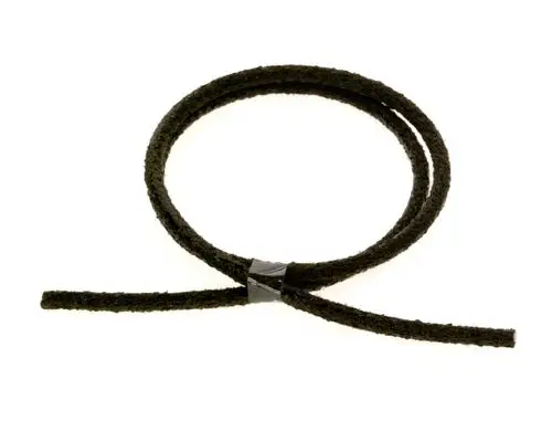 Schwarze Dichtschnur in runder Form, mit einer isolierenden Spitze, die von einer kleinen Klebefläche zusammengehalten wird. Produkt von Bosch, geeignet für Dichtungsanwendungen.